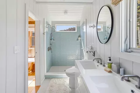 Bath - 21 Eliot Ave, Chilmark, MA 02535 photo 1 of 3