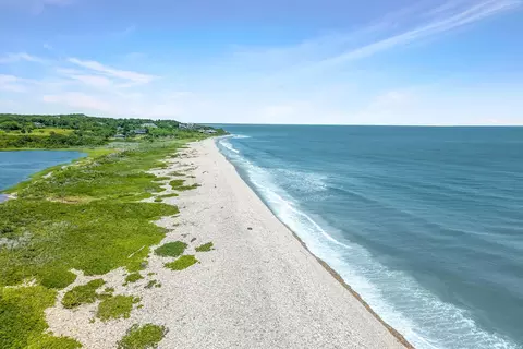 View/Area - 21 Eliot Ave, Chilmark, MA 02535 photo 4 of 7
