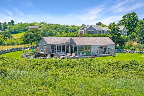 Exterior - 21 Eliot Ave, Chilmark, MA 02535 photo 1 of 10
