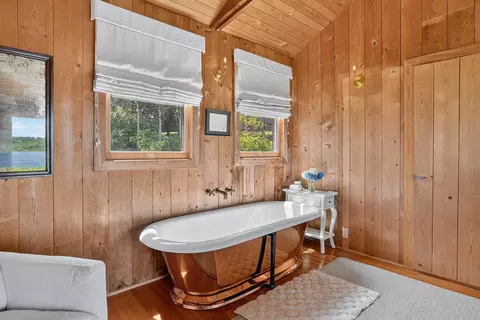 Bath - 21 Eliot Ave, Chilmark, MA 02535 photo 2 of 3