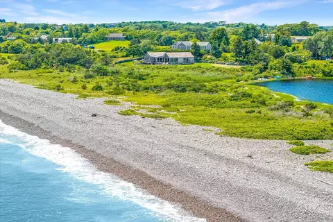 View/Area - 21 Eliot Ave, Chilmark, MA 02535 photo 2 of 7