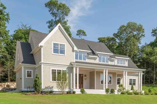1 Mcsweeney Ln, Falmouth, MA 02540