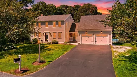 10 Old Colony Way, South Yarmouth, MA 02664