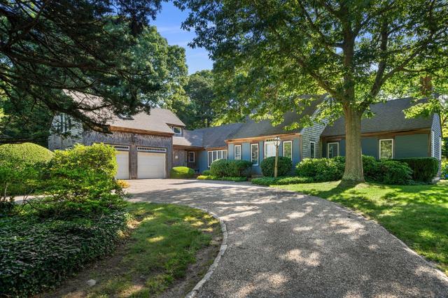 15 Hayward Ln, Orleans, MA 02653