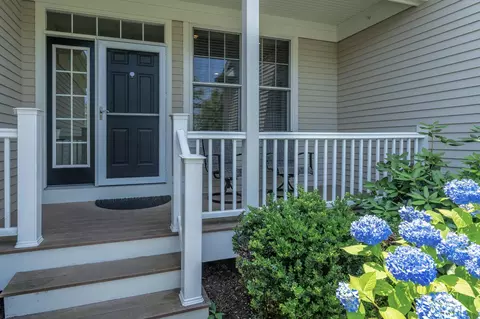 Exterior - 14 Stony Brook Dr, Mashpee, MA 02649 photo 3 of 6