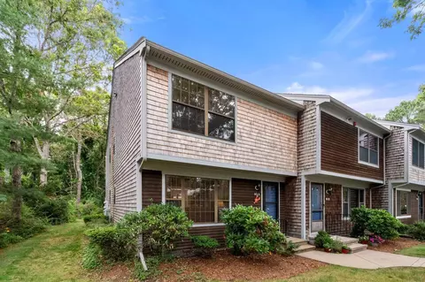 195 Falmouth Rd #10A, Mashpee, MA 02649