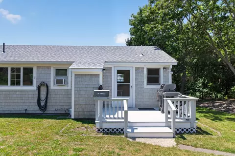Other - 7 Gull Ln, Cataumet, MA 02534 photo 2 of 7