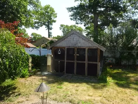 Exterior - 21 Vernal St, Wareham, MA 02571 photo 9 of 17