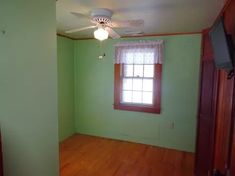 Bedroom - 21 Vernal St, Wareham, MA 02571 photo 4 of 4
