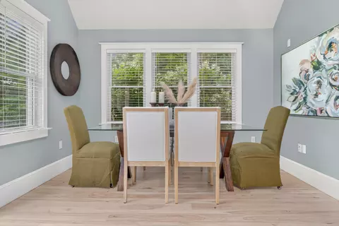 Dining - 90 Log Cabin Rd, Eastham, MA 02642 photo 2 of 2