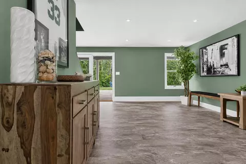 Entry Way - 90 Log Cabin Rd, Eastham, MA 02642 photo 8 of 8