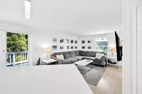 Living - 15 Periwinkle Ln, Mashpee, MA 02649 photo 3 of 7