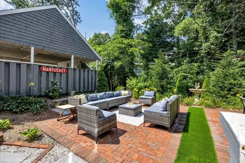 Exterior - 15 Periwinkle Ln, Mashpee, MA 02649 photo 5 of 15