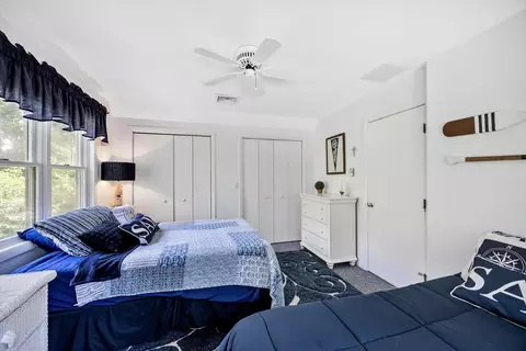 Bedroom - 15 Periwinkle Ln, Mashpee, MA 02649 photo 5 of 9