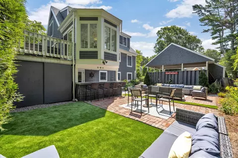 Exterior - 15 Periwinkle Ln, Mashpee, MA 02649 photo 3 of 15