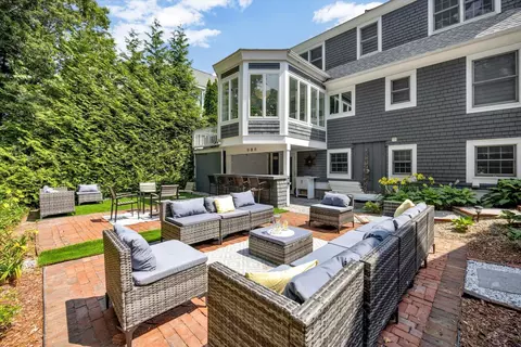 Exterior - 15 Periwinkle Ln, Mashpee, MA 02649 photo 4 of 15
