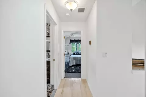 Entry Way - 15 Periwinkle Ln, Mashpee, MA 02649 photo 2 of 2