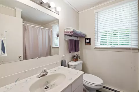 Bath - 40 Cape Cod Ln, Barnstable, MA 02630 photo 1 of 2