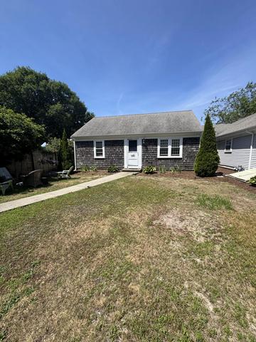 11 A Gate Way St, South Yarmouth, MA 02664