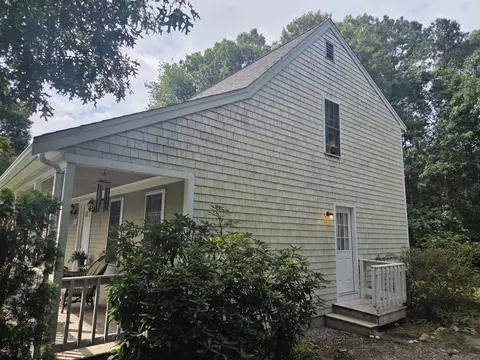 Exterior - 118 Algonquin Ave, Mashpee, MA 02649 photo 8 of 14