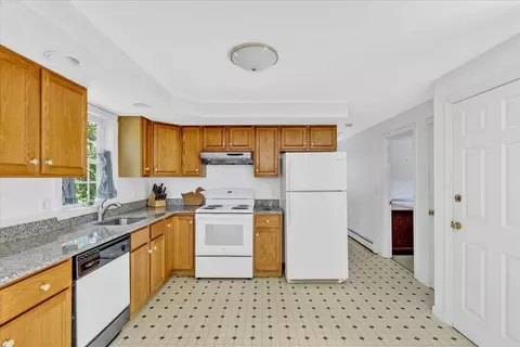 Kitchen - 118 Algonquin Ave, Mashpee, MA 02649 photo 1 of 4