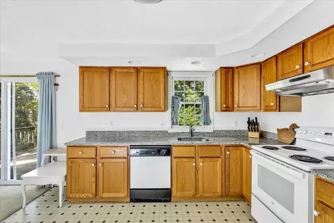 Kitchen - 118 Algonquin Ave, Mashpee, MA 02649 photo 2 of 4