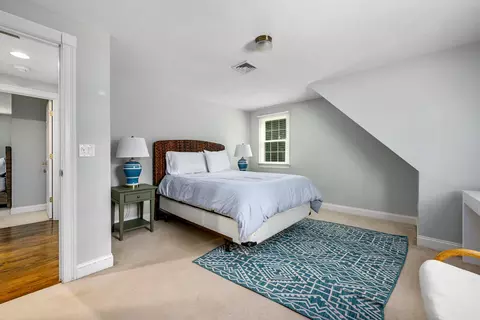 Bedroom - 10 Abbey Gate Rd, Cotuit, MA 02635 photo 8 of 17