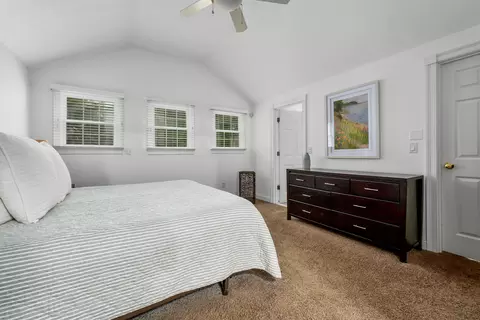 Bedroom - 10 Abbey Gate Rd, Cotuit, MA 02635 photo 1 of 17