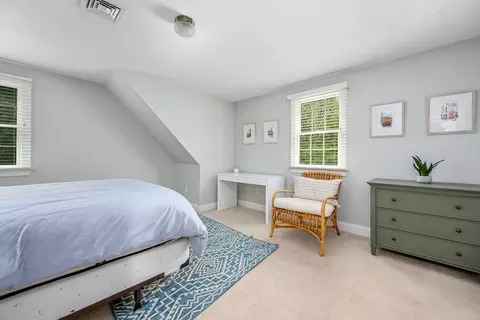 Bedroom - 10 Abbey Gate Rd, Cotuit, MA 02635 photo 7 of 17