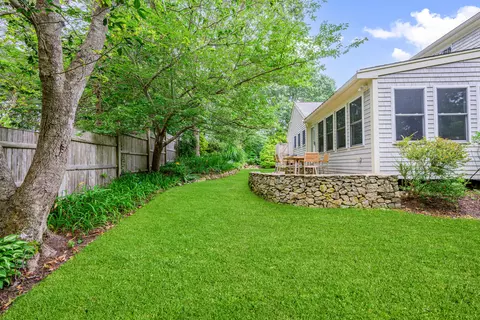 Exterior - 10 Abbey Gate Rd, Cotuit, MA 02635 photo 14 of 18
