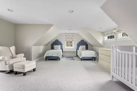 Bedroom - 10 Abbey Gate Rd, Cotuit, MA 02635 photo 4 of 17