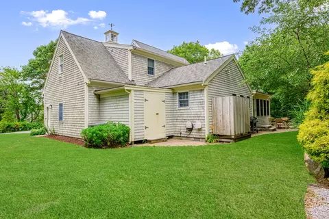 Exterior - 10 Abbey Gate Rd, Cotuit, MA 02635 photo 13 of 18