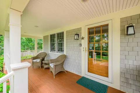 Exterior - 10 Abbey Gate Rd, Cotuit, MA 02635 photo 9 of 18