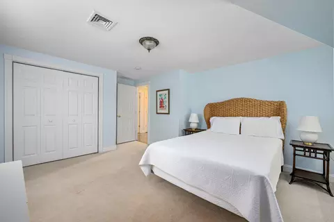 Bedroom - 10 Abbey Gate Rd, Cotuit, MA 02635 photo 14 of 17