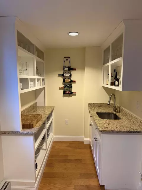 Kitchen - 536 Skunknet Rd, Centerville, MA 02632 photo 7 of 8