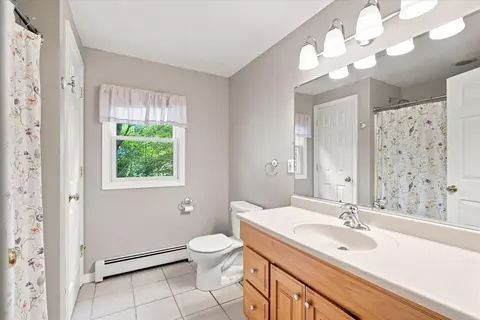 Bath - 536 Skunknet Rd, Centerville, MA 02632 photo 6 of 6