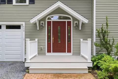 Exterior - 536 Skunknet Rd, Centerville, MA 02632 photo 5 of 6