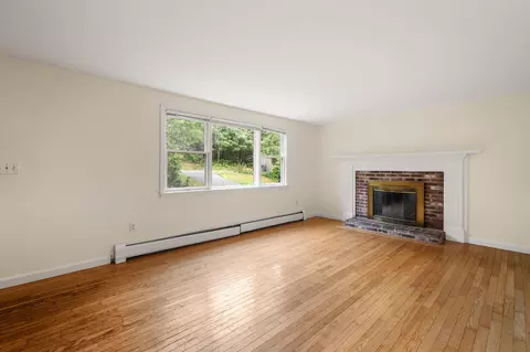 Living - 311 Cotuit Rd, Mashpee, MA 02649 photo 4 of 4
