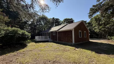Exterior - 23 Prudence Ln, Cotuit, MA 02635 photo 8 of 10