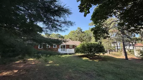 Exterior - 23 Prudence Ln, Cotuit, MA 02635 photo 9 of 10
