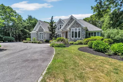 Exterior - 20 Eagle Dr, Mashpee, MA 02649 photo 1 of 8