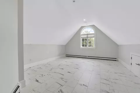 Bedroom - 20 Eagle Dr, Mashpee, MA 02649 photo 4 of 5