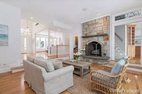 Living - 20 Eagle Dr, Mashpee, MA 02649 photo 2 of 7