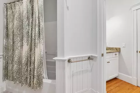 Bath - 20 Eagle Dr, Mashpee, MA 02649 photo 4 of 4