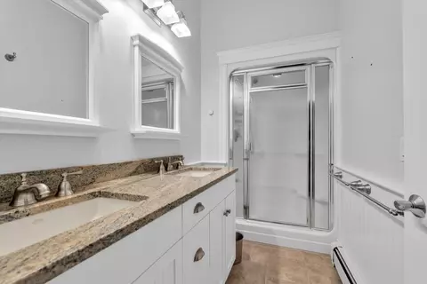 Bath - 20 Eagle Dr, Mashpee, MA 02649 photo 3 of 4