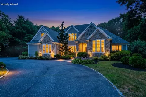 Exterior - 20 Eagle Dr, Mashpee, MA 02649 photo 1 of 9