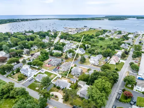 5 Water St, West Yarmouth, MA 02673