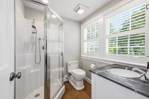 Bath - 313 Bridge St, Osterville, MA 02655 photo 6 of 6