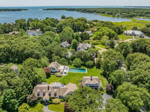 View/Area - 313 Bridge St, Osterville, MA 02655 photo 3 of 8