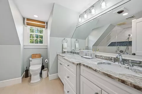 Bath - 313 Bridge St, Osterville, MA 02655 photo 2 of 6